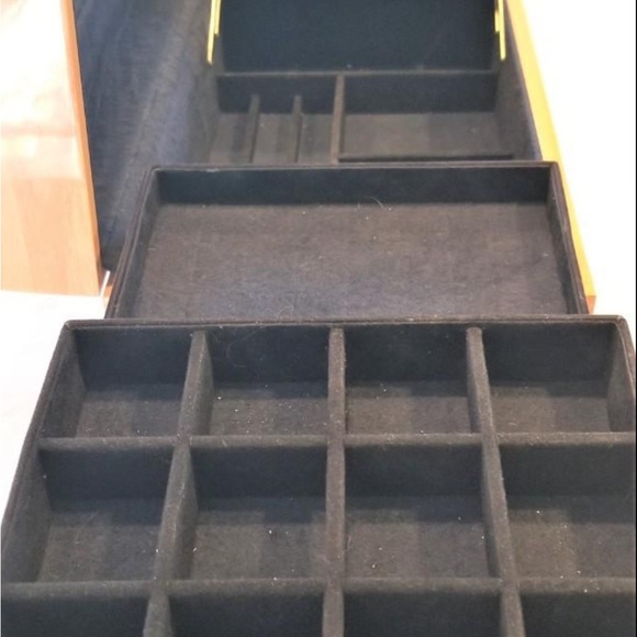 Lori Greiner Large Jewelry Chest - Picture 10 of 12